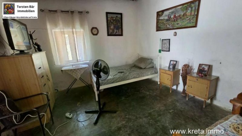 Mires Dreigeschossiges Wohn/Geschäftshaus in Mires Haus kaufen